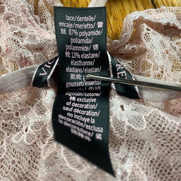 🪦 Victoria’s Secret Pale Pink Lingerie Bodysuit Lace Floral Pattern Size XS - Picture 8 of 8